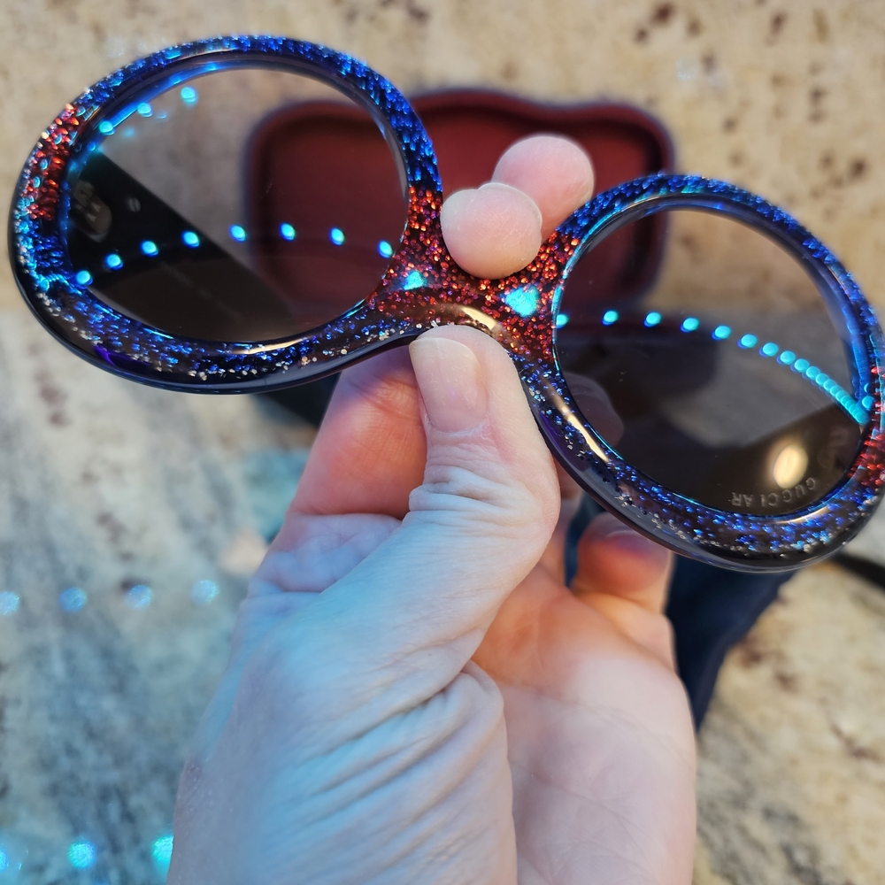 Gucci Glitter Sunglasses Blue Red Gold | Authentic Made in Italy - Picture 12 of 16
